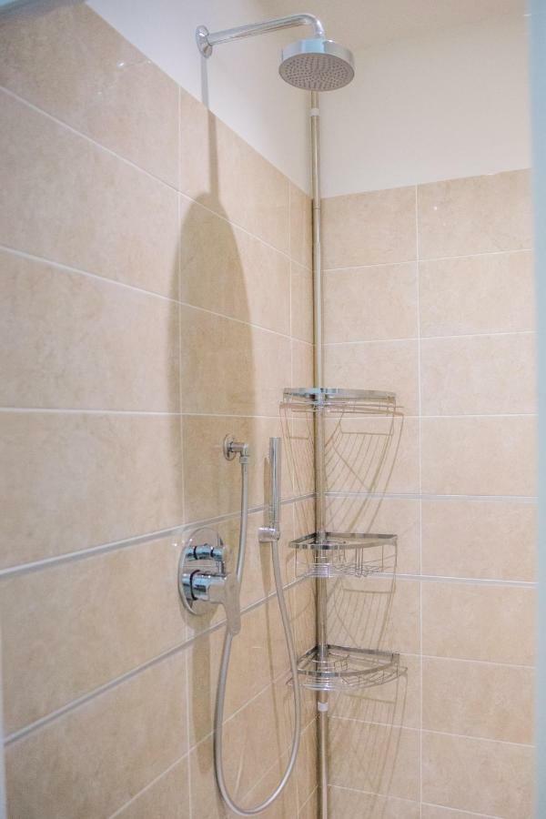 Family Apartment London Verona Exterior photo