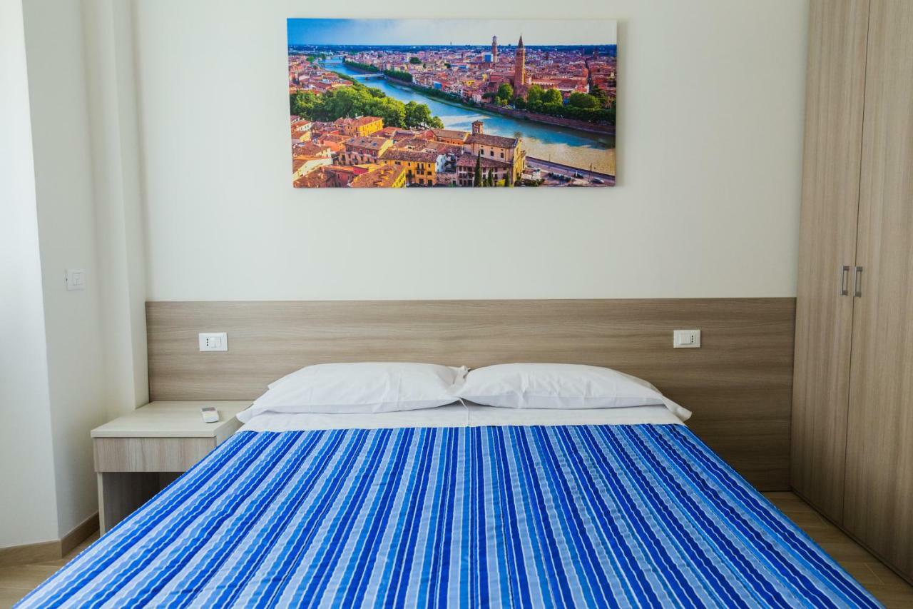 Family Apartment London Verona Exterior photo